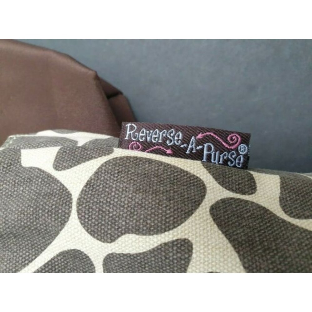 Reverse-A-Purse - Picture 7 of 9